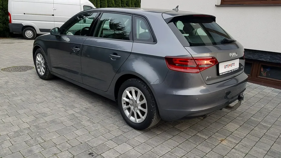 AUDI A3 Sportback -