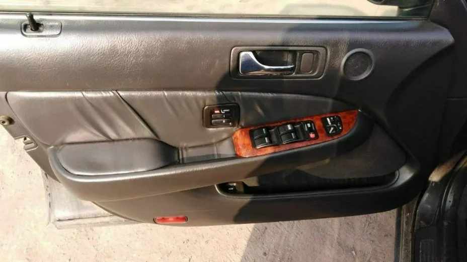 HONDA Legend -