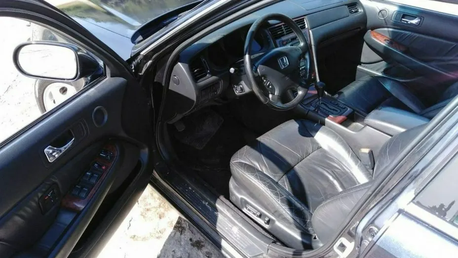 HONDA Legend -