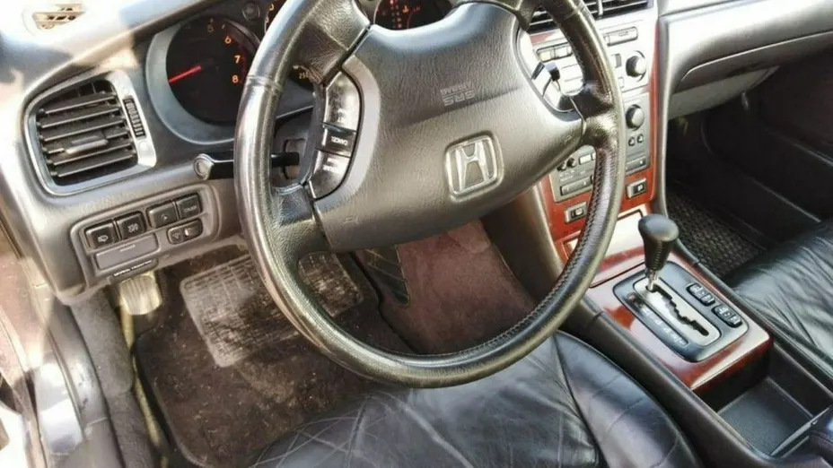 HONDA Legend -