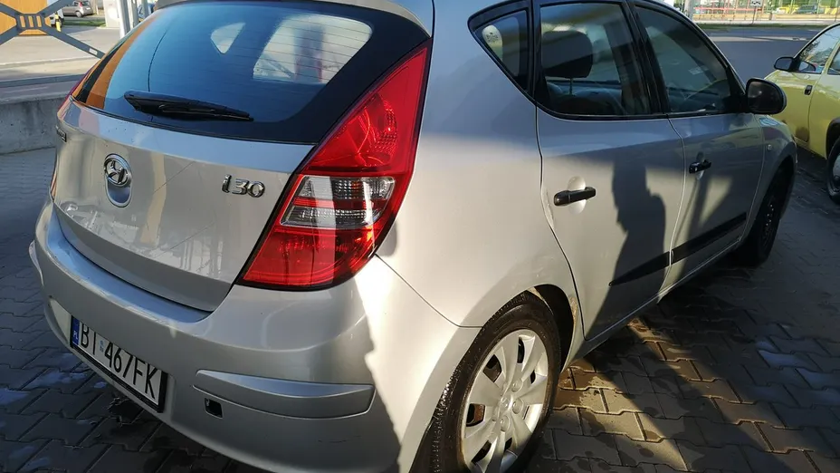 HYUNDAI i30 -
