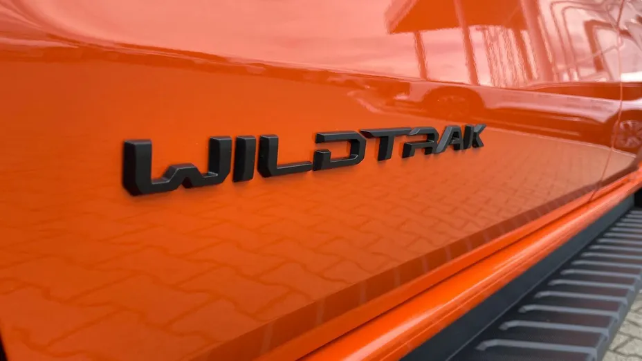FORD Ranger Ranger 2.3 EcoBoost PHEV e-4WD DC Wildtrak aut Nowy