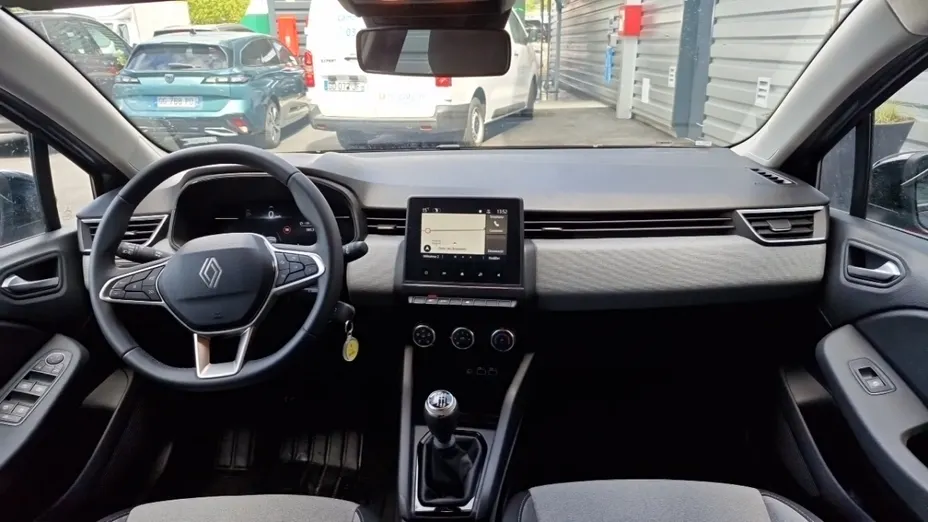 RENAULT Clio -