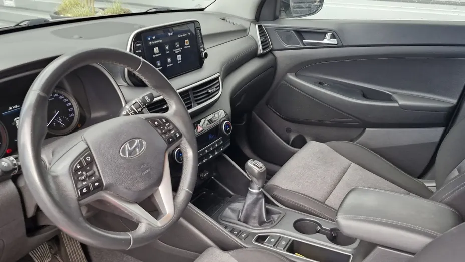 HYUNDAI Tucson -