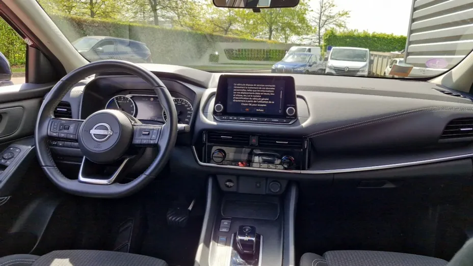 NISSAN Qashqai -