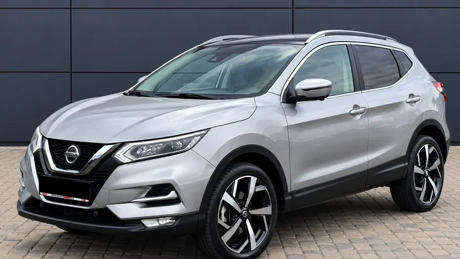 NISSAN Qashqai -