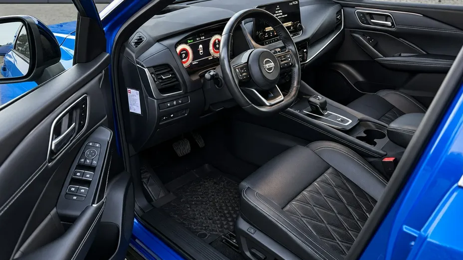 NISSAN Qashqai -