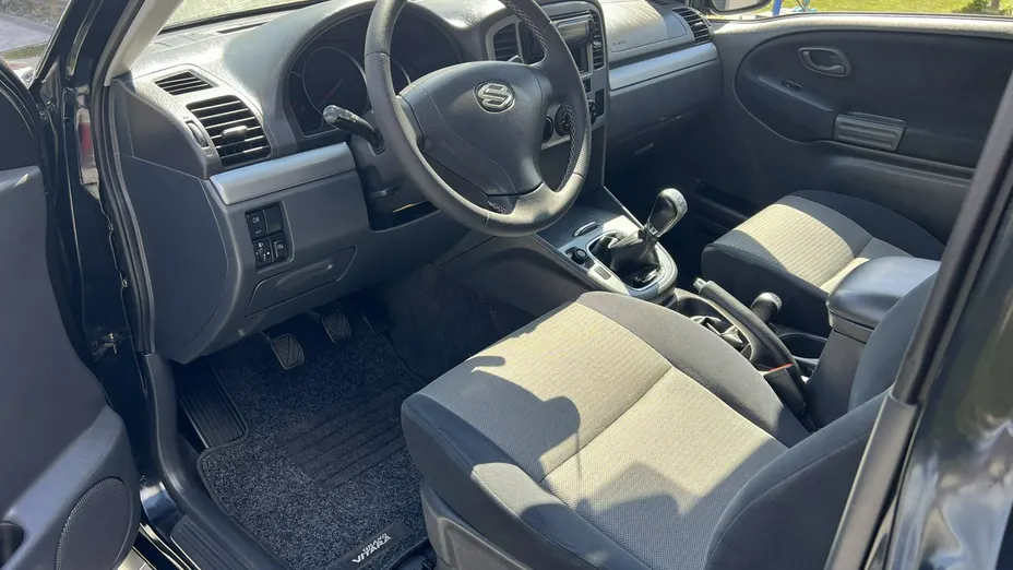 SUZUKI Grand Vitara -