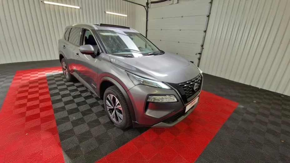 NISSAN X-Trail -
