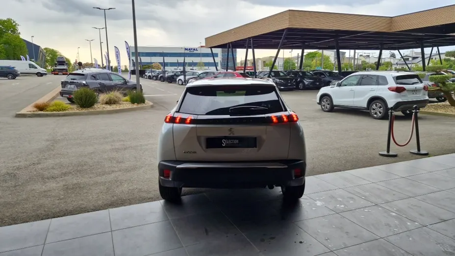 PEUGEOT 2008 -
