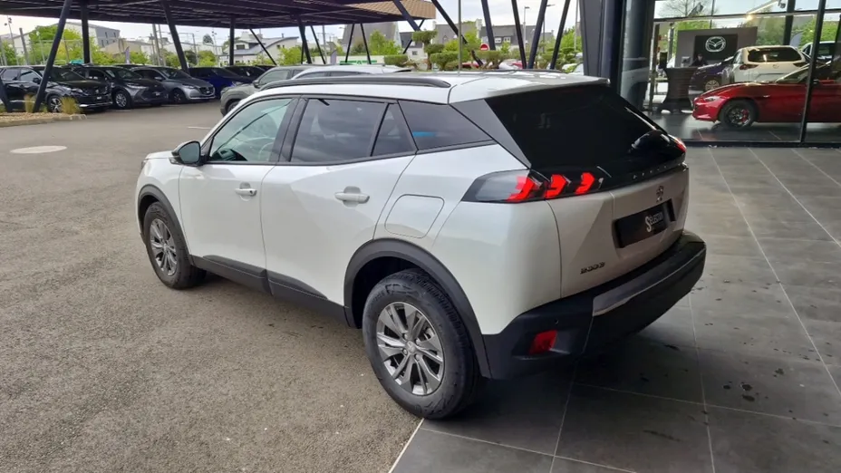PEUGEOT 2008 -