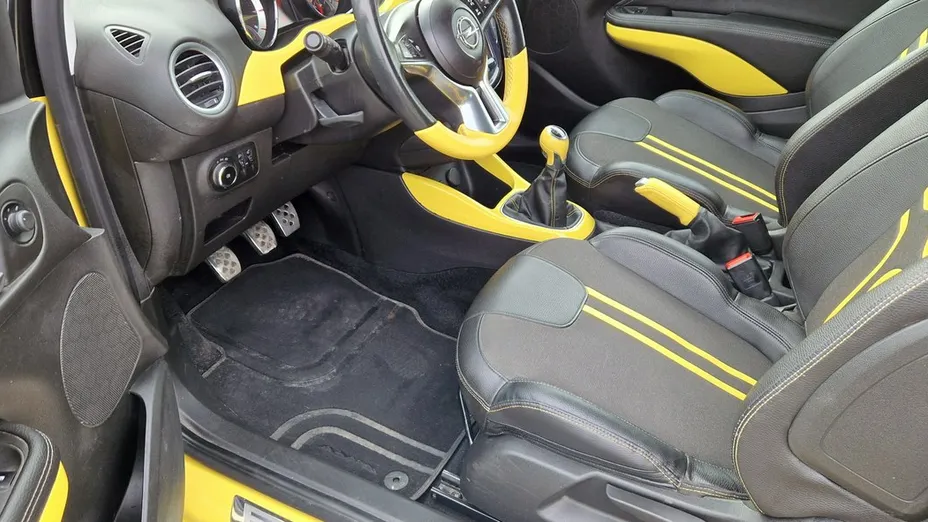 OPEL Adam -