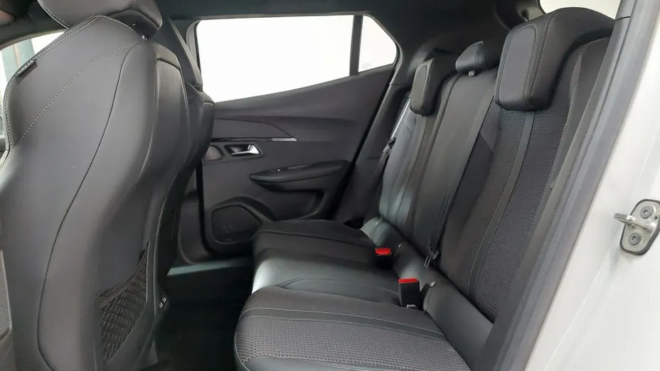 PEUGEOT 2008 -