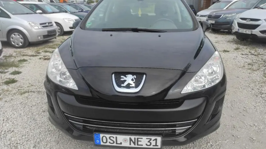 PEUGEOT 308 -