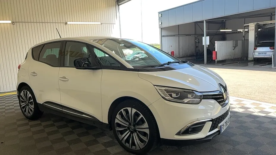 RENAULT Scenic -