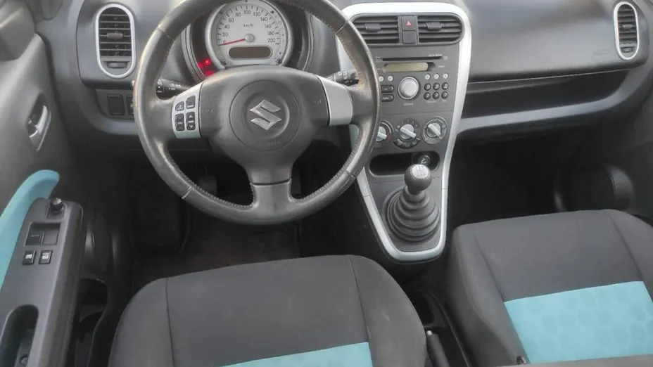 SUZUKI Splash -