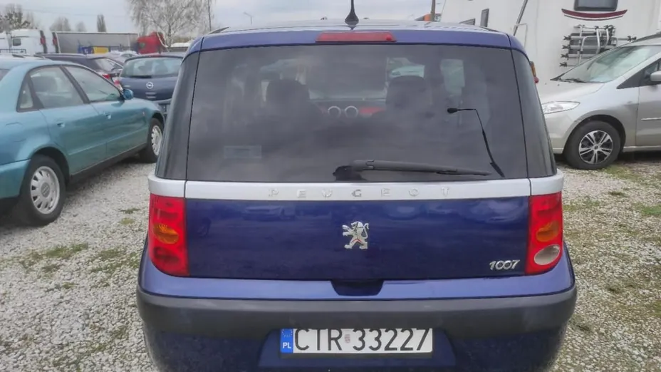 PEUGEOT 1007 -