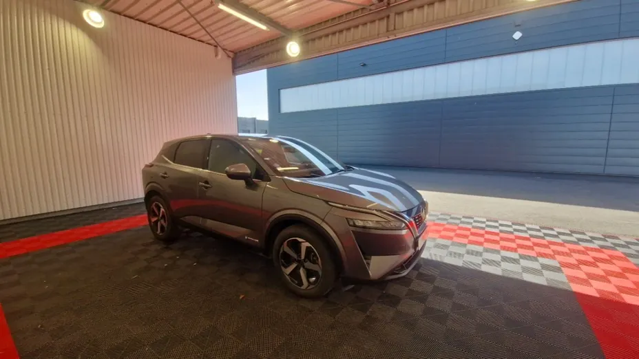 NISSAN Qashqai -