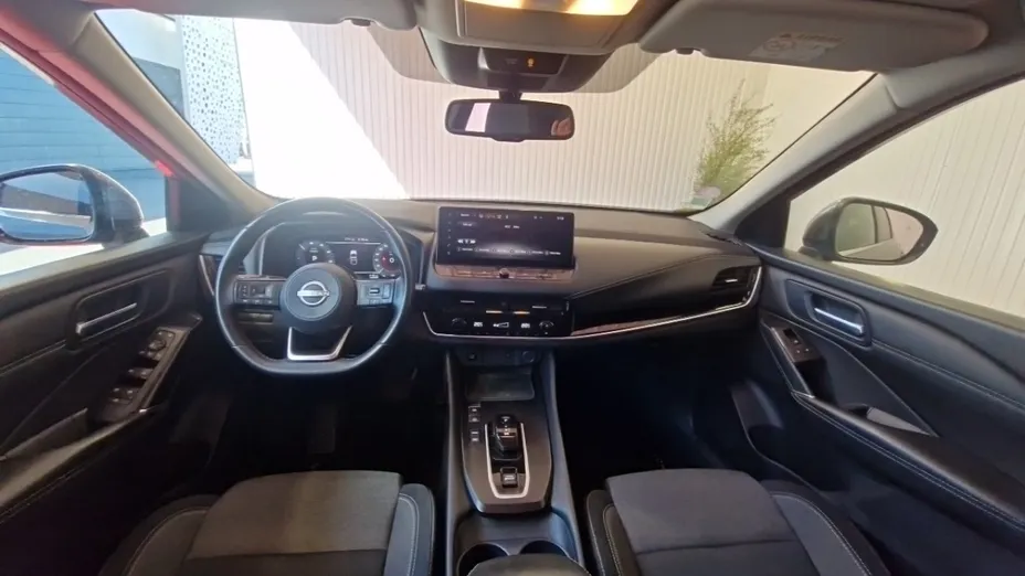 NISSAN Qashqai -