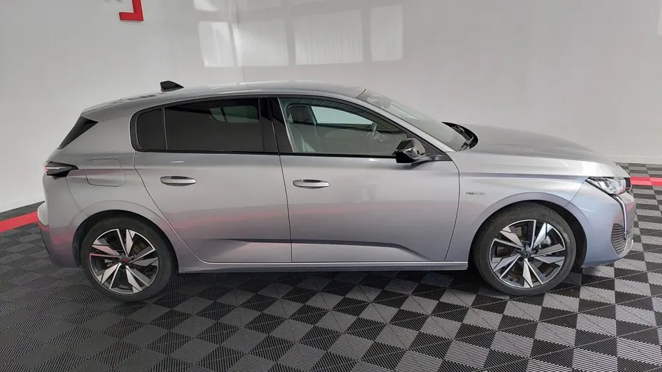 PEUGEOT 308 -