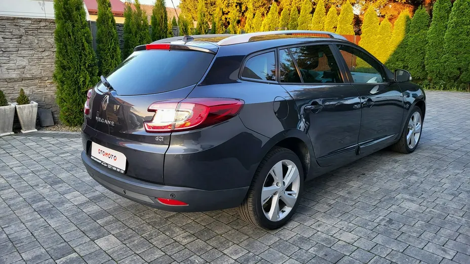 RENAULT Megane -