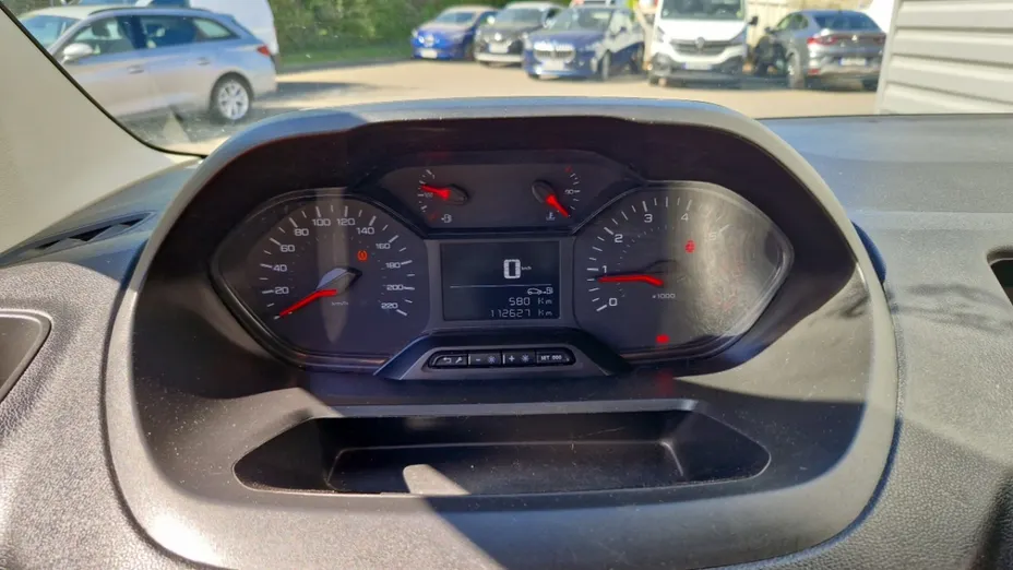 PEUGEOT Partner -