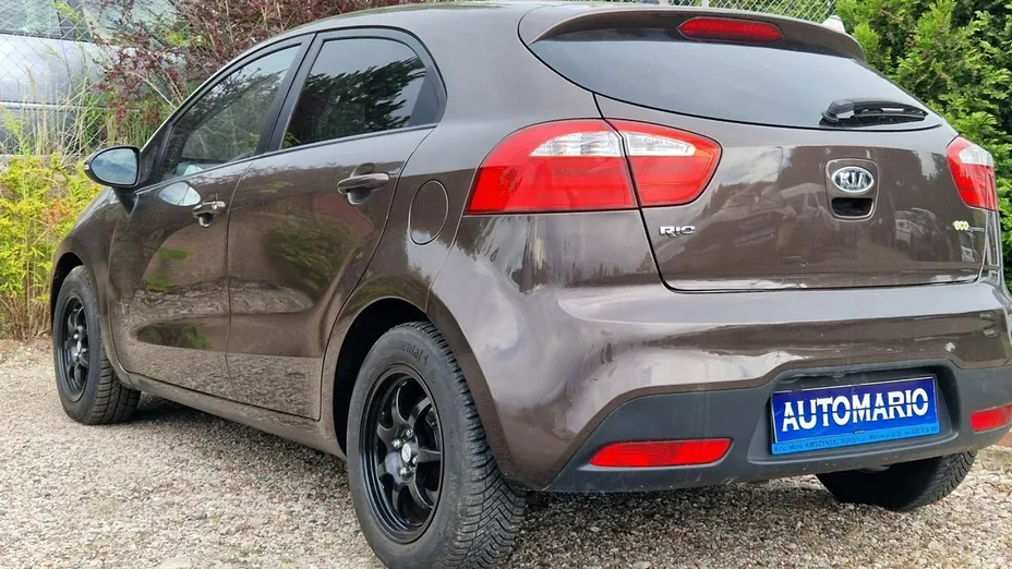 KIA Rio -