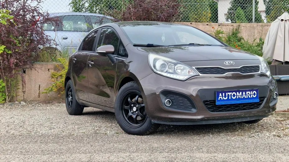 KIA Rio -