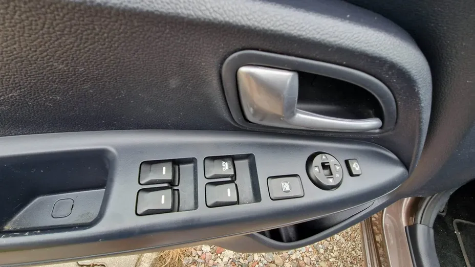 KIA Rio -