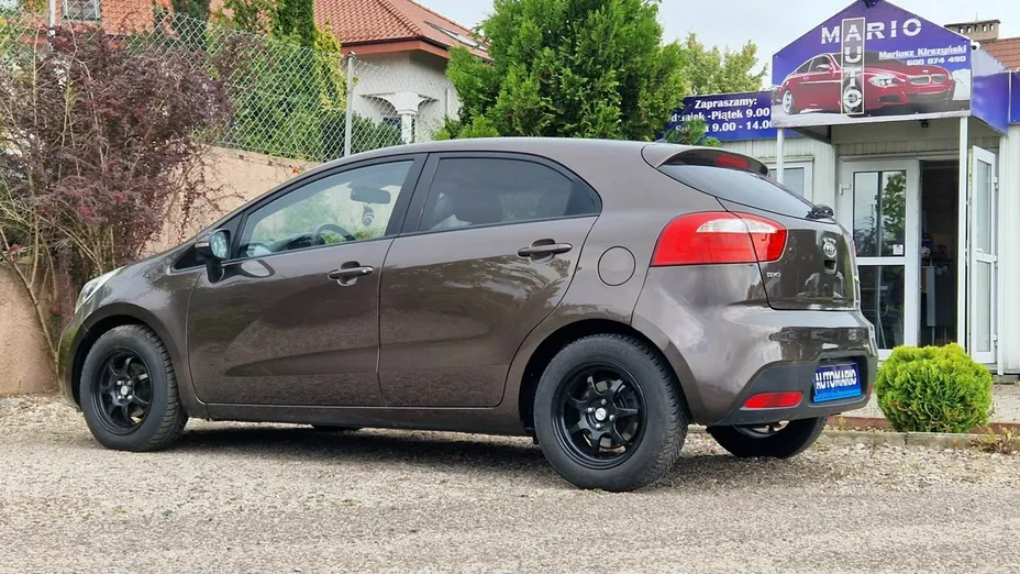 KIA Rio -