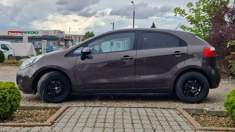 KIA Rio -