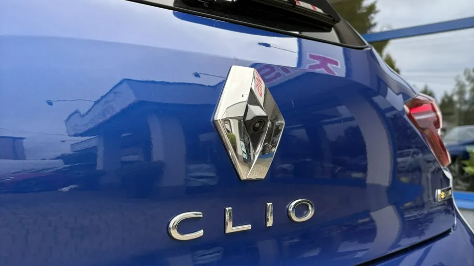 RENAULT Clio -
