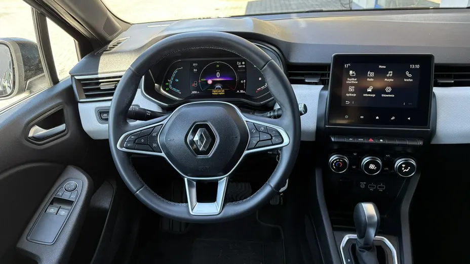 RENAULT Clio -