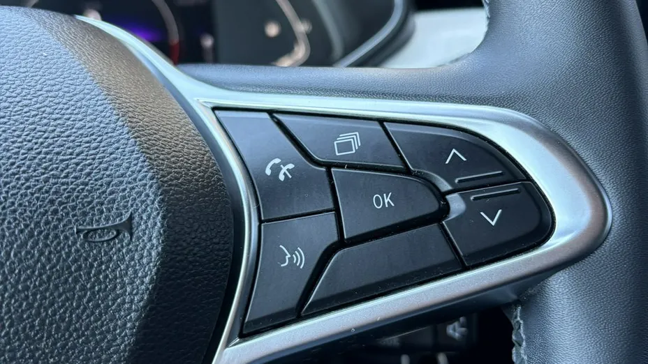 RENAULT Clio -