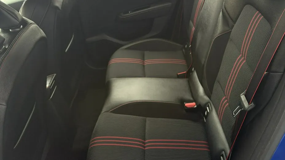 RENAULT Clio -