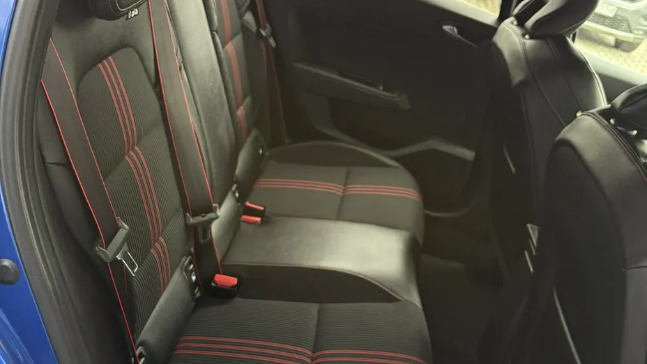RENAULT Clio -