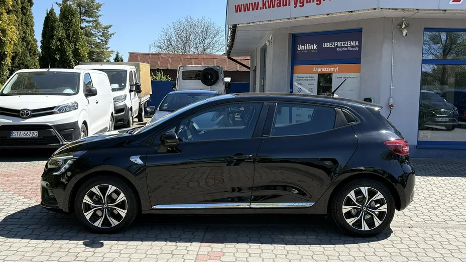 RENAULT Clio -