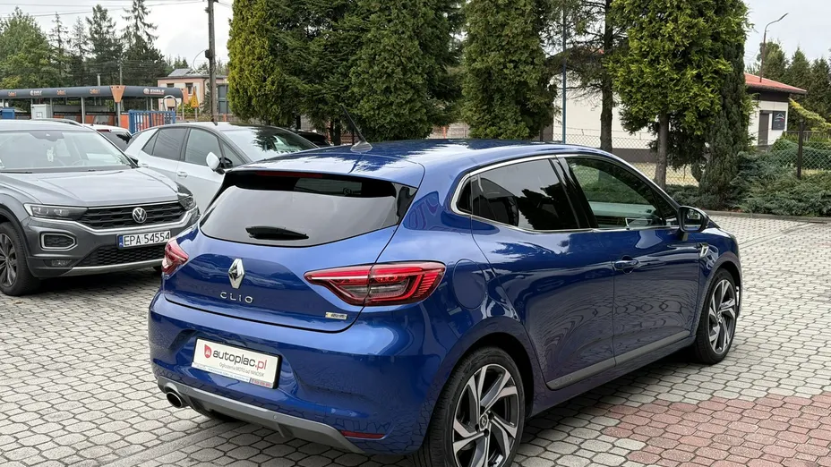 RENAULT Clio -