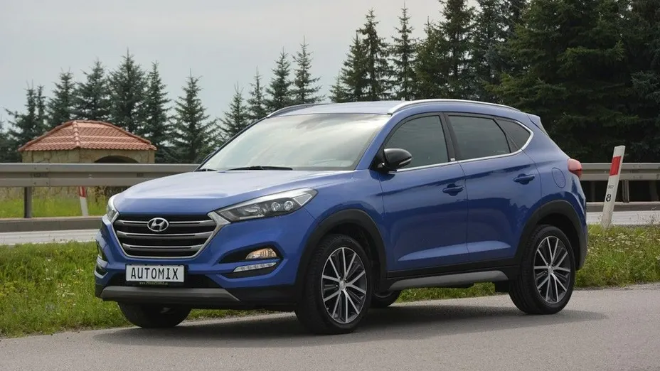 HYUNDAI Tucson -