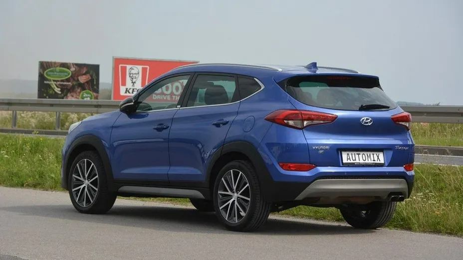 HYUNDAI Tucson -
