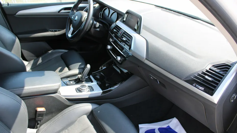 BMW X3 -