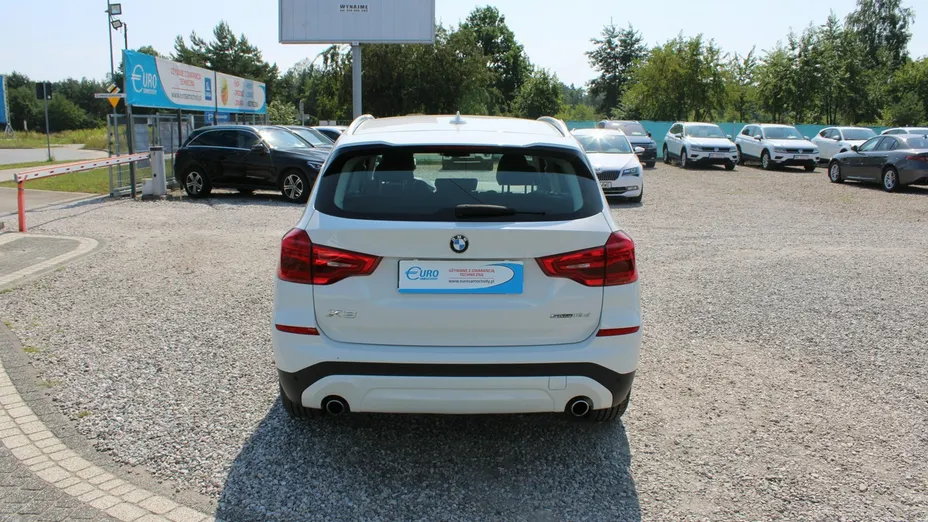 BMW X3 -