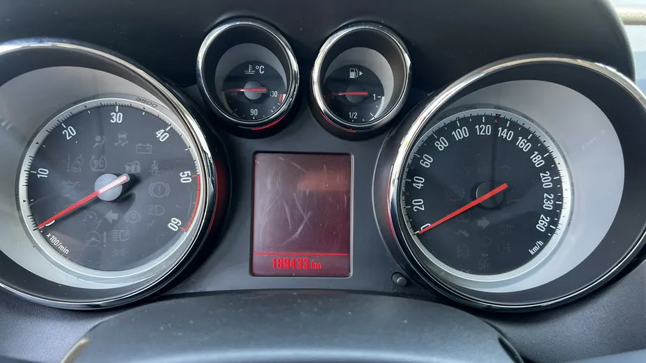 OPEL Astra -