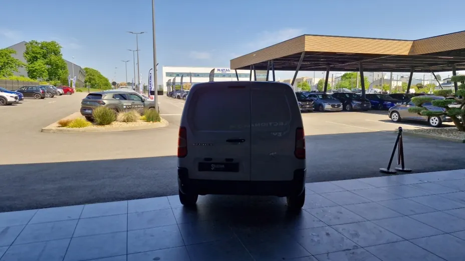 PEUGEOT Partner -