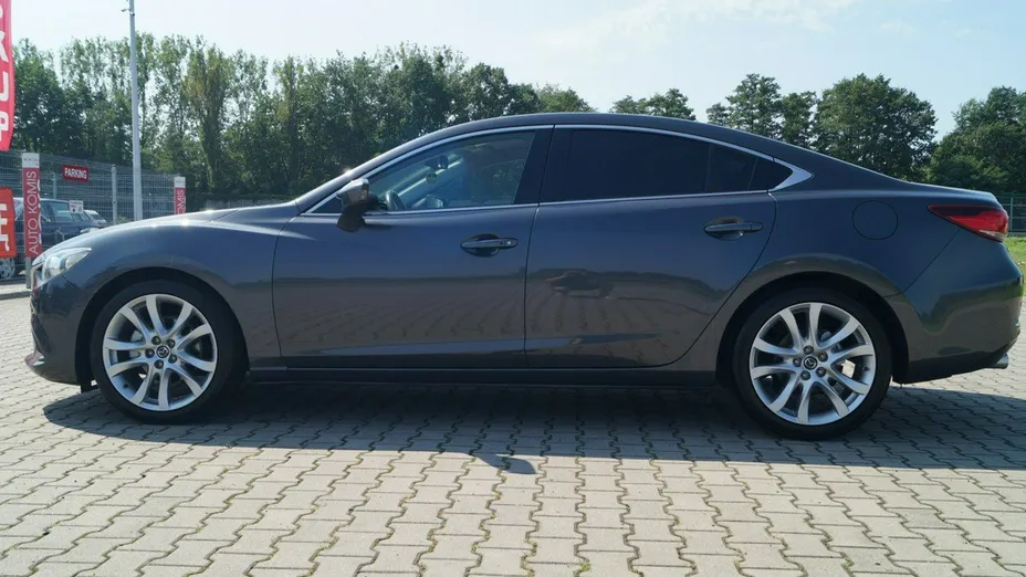 MAZDA 6 -