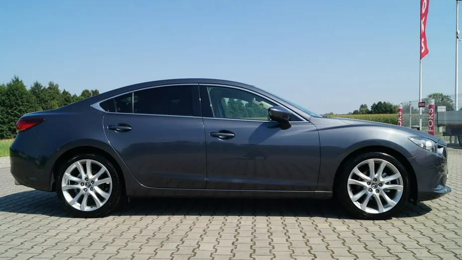 MAZDA 6 -