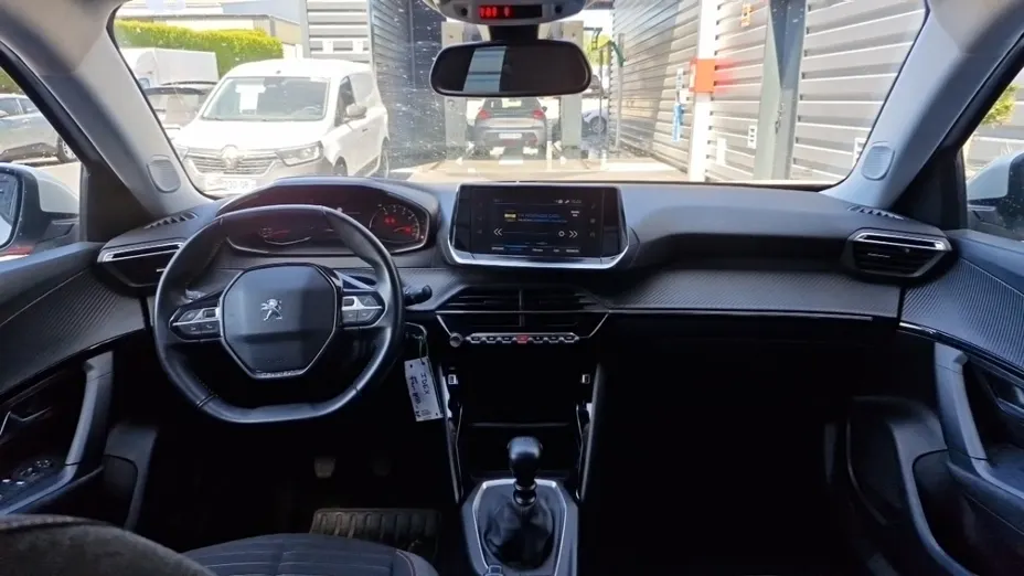PEUGEOT 2008 -