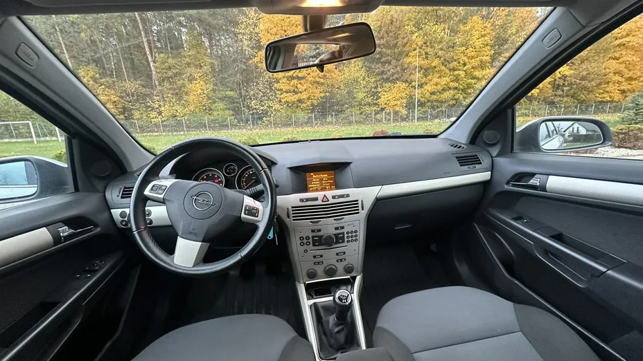 OPEL Astra -