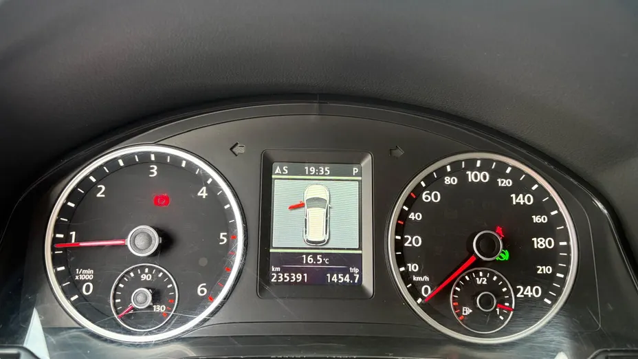 VOLKSWAGEN Tiguan Tiguan 2.0 TDI 4Mot. Track Tiptr.