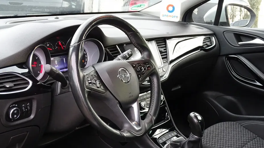 OPEL Astra -